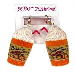 ✨️NWT BETSEY JOHNSON PUMPKIN SPICE LATTE EARRINGS ✨️